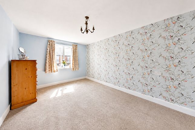 184, Thwaytes Court, Herne Bay photo 4