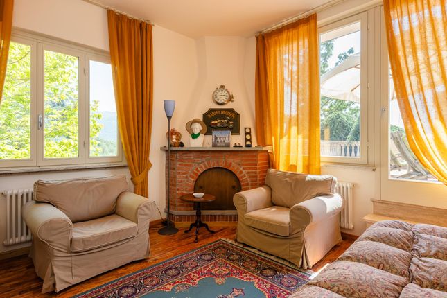 Villa for sale in Camaiore, Lucca, Tuscany, Italy