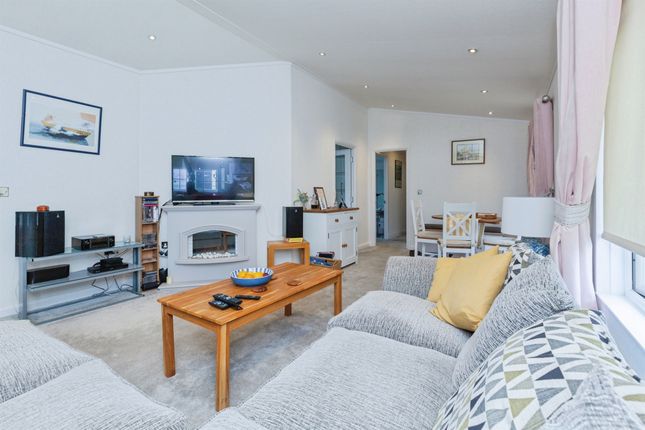 8, The Grange, Moorbarns Lane, Lutterworth photo 4