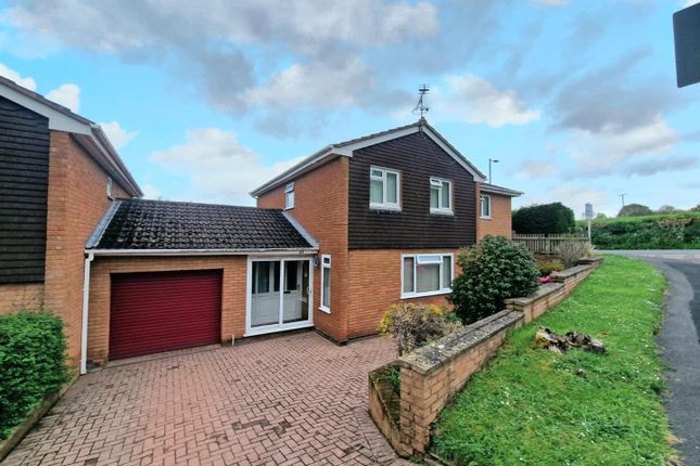 Link-detached house for sale in Lime Tree Mead, Tiverton