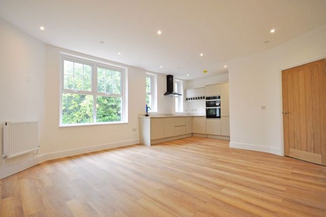 Chester House, Flat 6, 59 Fields Park Road, Newport photo 2