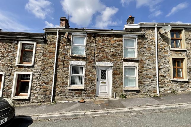 Terraced house for sale in Millfield Road, Felinfoel, Llanelli