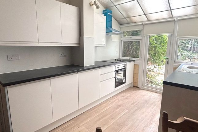 308 Lordship Lane, London photo 2