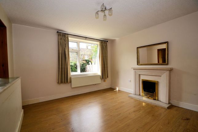 3,, Chinley Close, Stockport photo 5