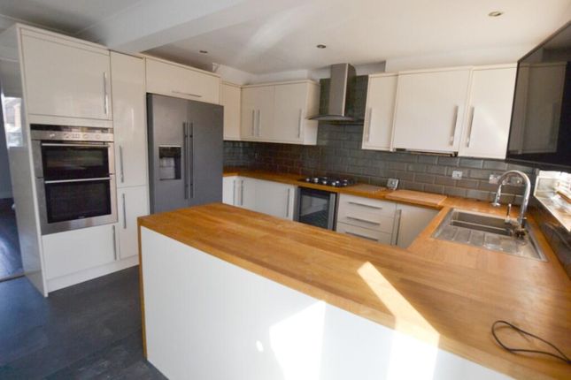 4, Oswin Court, Forest Hall photo 5