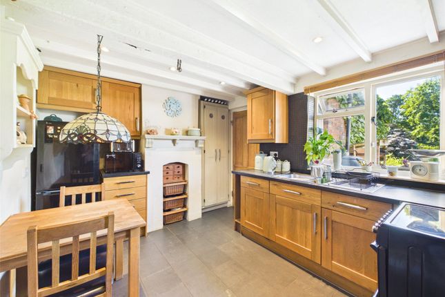 2 Farm Cottages,, Haresfield, Gloucestershire photo 3
