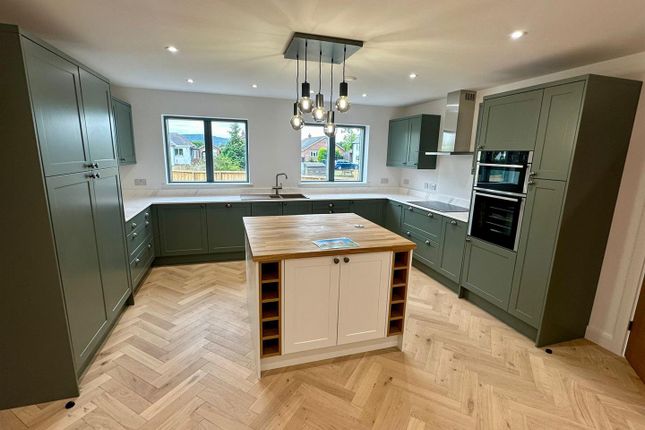 2 Barley Close, Woodseaves Road, Hereford photo 2