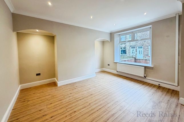 17, Henley Gardens, Durham photo 3