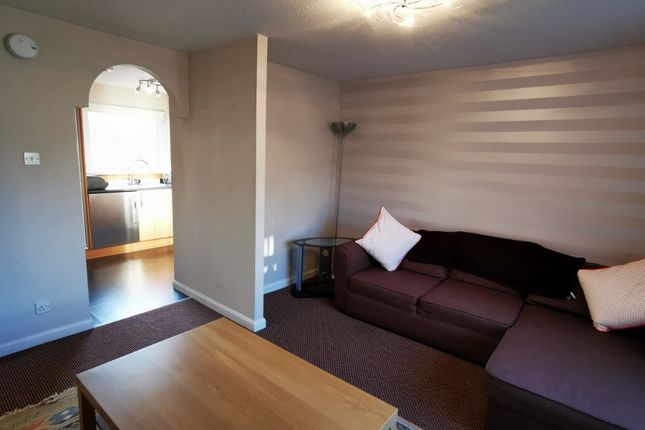 42, Hutcheon Low Place, Aberdeen photo 2