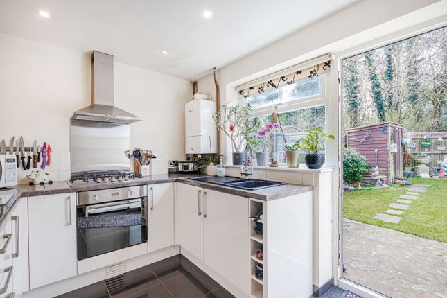17 Browning Close, Welling photo 4