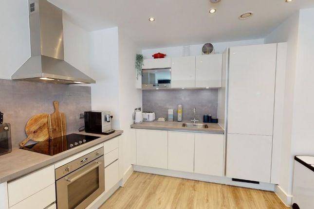 26, Navigation Walk, Leeds photo 3