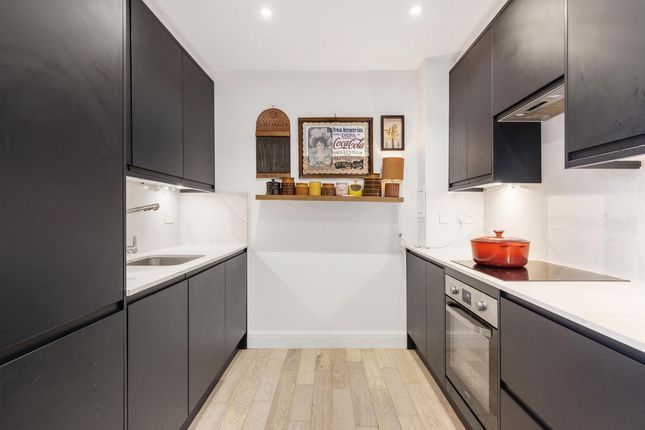 2a, Penwerris Avenue, Isleworth photo 4