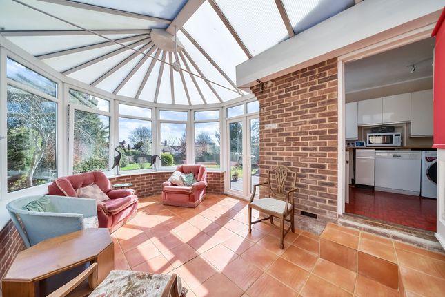 5 Rozelle Close, Winchester photo 4