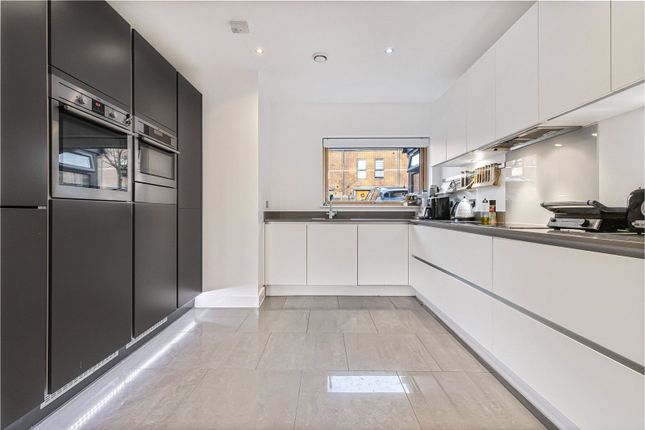 4-bed semi-detached on 23, Cornell Gardens, Barnet, £925,000