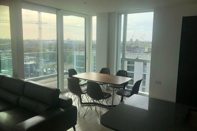 Flat 72, Kingly Building, London photo 4