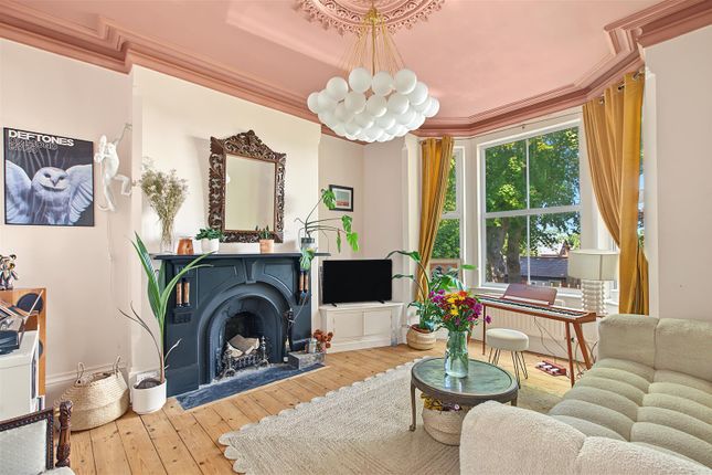 27, Langtry Grove, Nottingham photo 4
