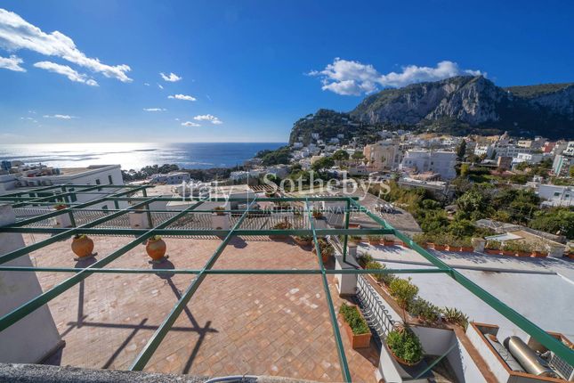 Penthouse for sale in Via Padre Reginaldo Giuliani, Capri, Campania