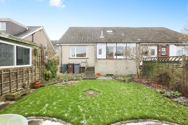 52, Ogden Crescent, Bradford photo 2