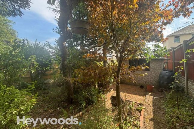 24 Fairbank Avenue, Stoke-On-Trent photo 3