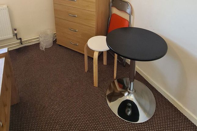 Room 4 225A, St Pauls Road, Peterborough photo 4
