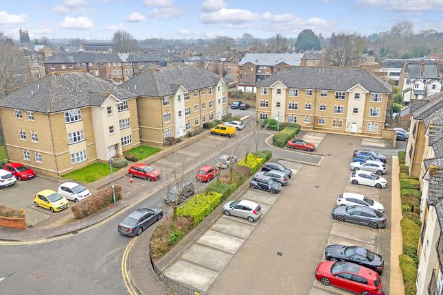 1-bed flat on 56, Stapleford Close, Chelmsford, £150,000