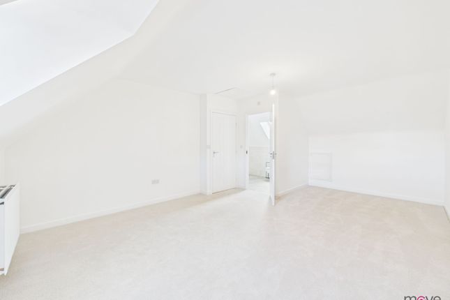 29 Furlong Close, Cheltenham photo 3
