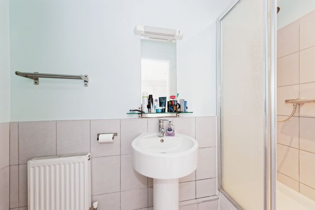Flat for sale in Tower Way, Canterbury, Kent