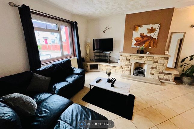 Semi-detached house to rent in Minehead Road, Bristol