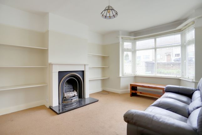 63, Coles Green Road, London photo 4