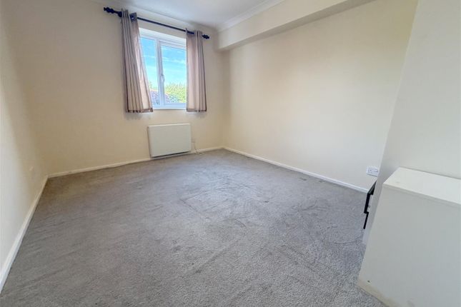 40, Haldene, Milton Keynes photo 4