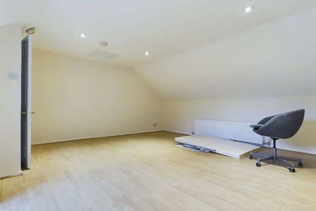 Thumbnail Flat to rent in Chatham Place, Seven Dials, Brighton