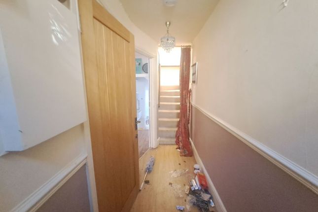 1-bed flat on 1, Quality Square, Ludlow, £40,000