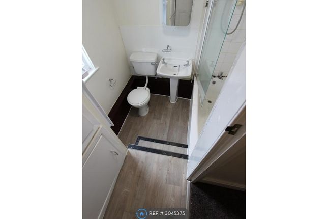 First Floor Flat, Alwyn Street Aigburth, Liverpool photo 4