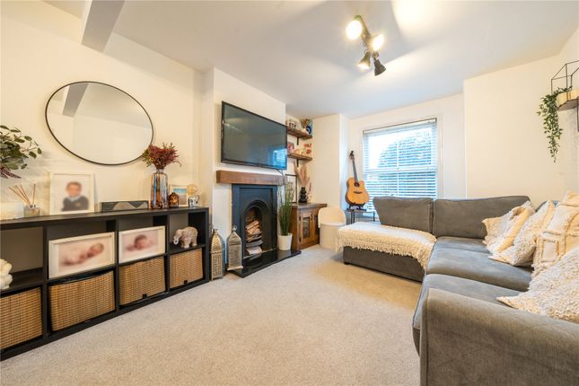 55, Chapel Park Road, Surrey photo 2