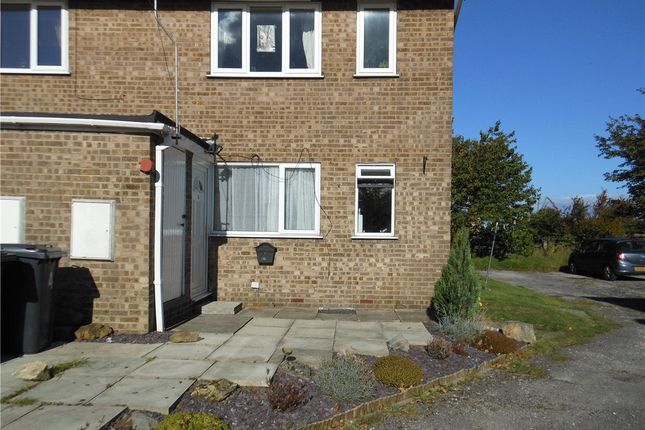 Flat to rent in St. Marys Avenue, Hemingbrough, Selby