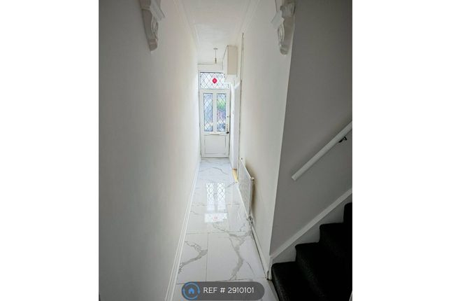 Leek Road, Stoke-On-Trent photo 2