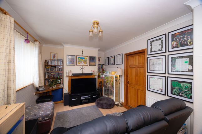 6, Vasey Crescent, Carlisle photo 3