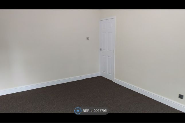Flat to rent in Coupland St, Leeds