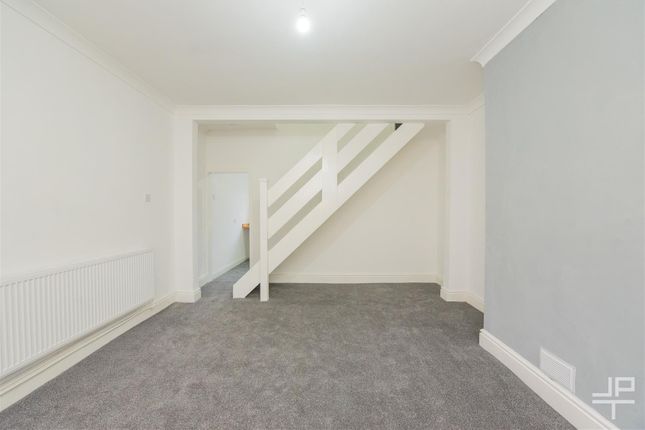 76, Heath Street, Warrington photo 5