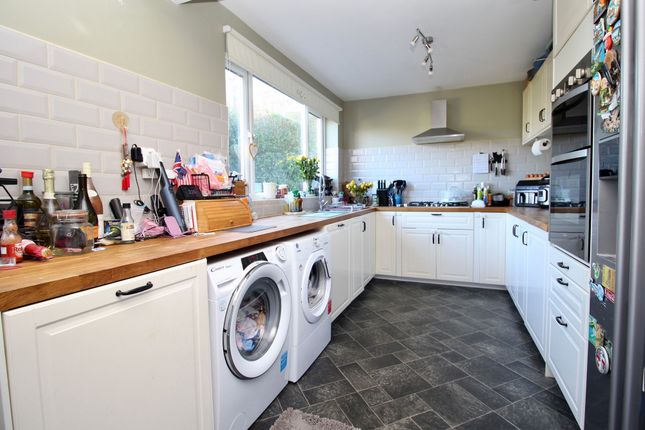 15 St. Margarets Lane, Fareham photo 2