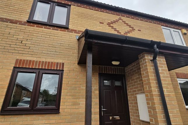 2-bed house on 14, Blackstock Close, Oxford, £1,595/mo