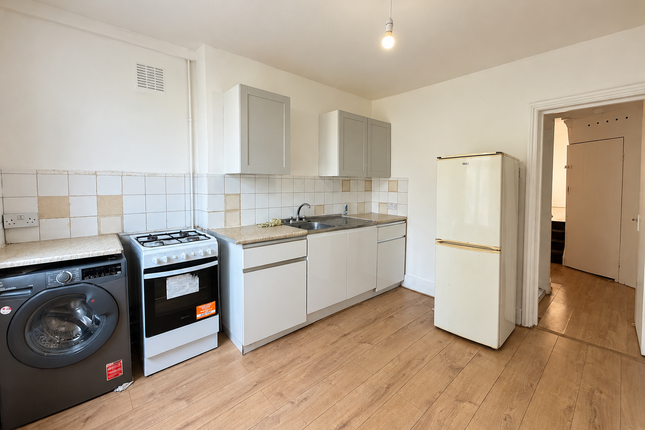 2, Burns Road , London photo 2