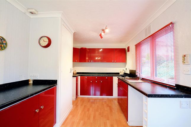 Mobile/park home for sale in Squires Drive, Killarney Park, Nottingham