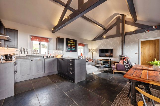 Hyde Barn,, Upton Farm, Delabole photo 2