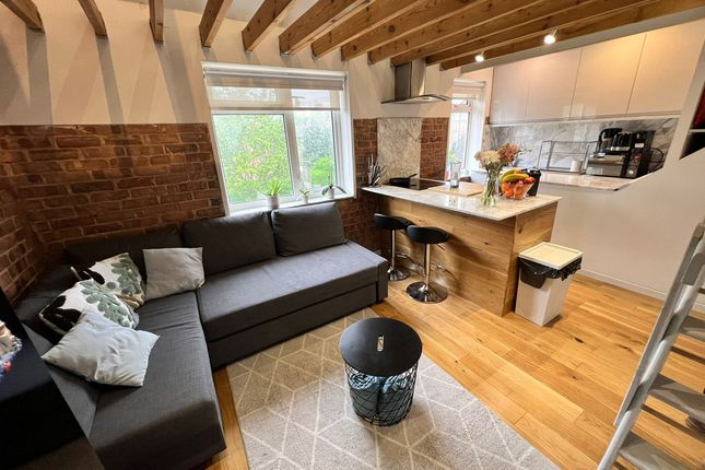 52, Heathstan Road, London photo 4