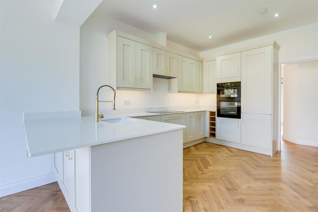 16, Kensington Road, Southend-on-Sea photo 4