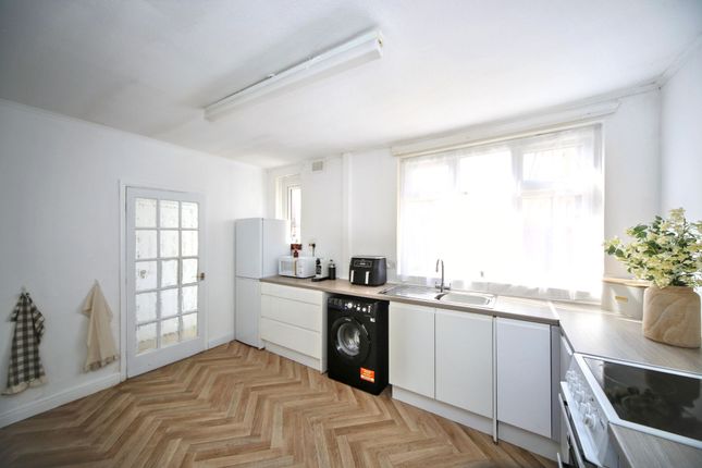 179 Thicknesse Avenue, Wigan photo 4