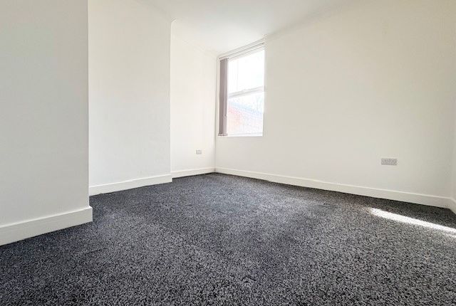 Flat 1, Bolton photo 3