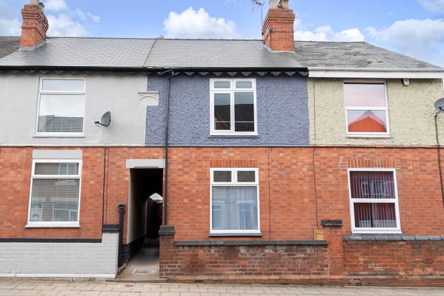 Thumbnail Terraced house to rent in Charles Street, Nottingham