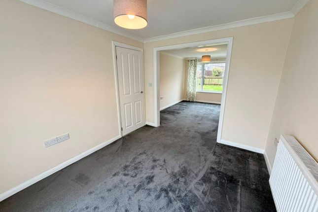 21 Wellfield, Dunvant, SWANSEA photo 5